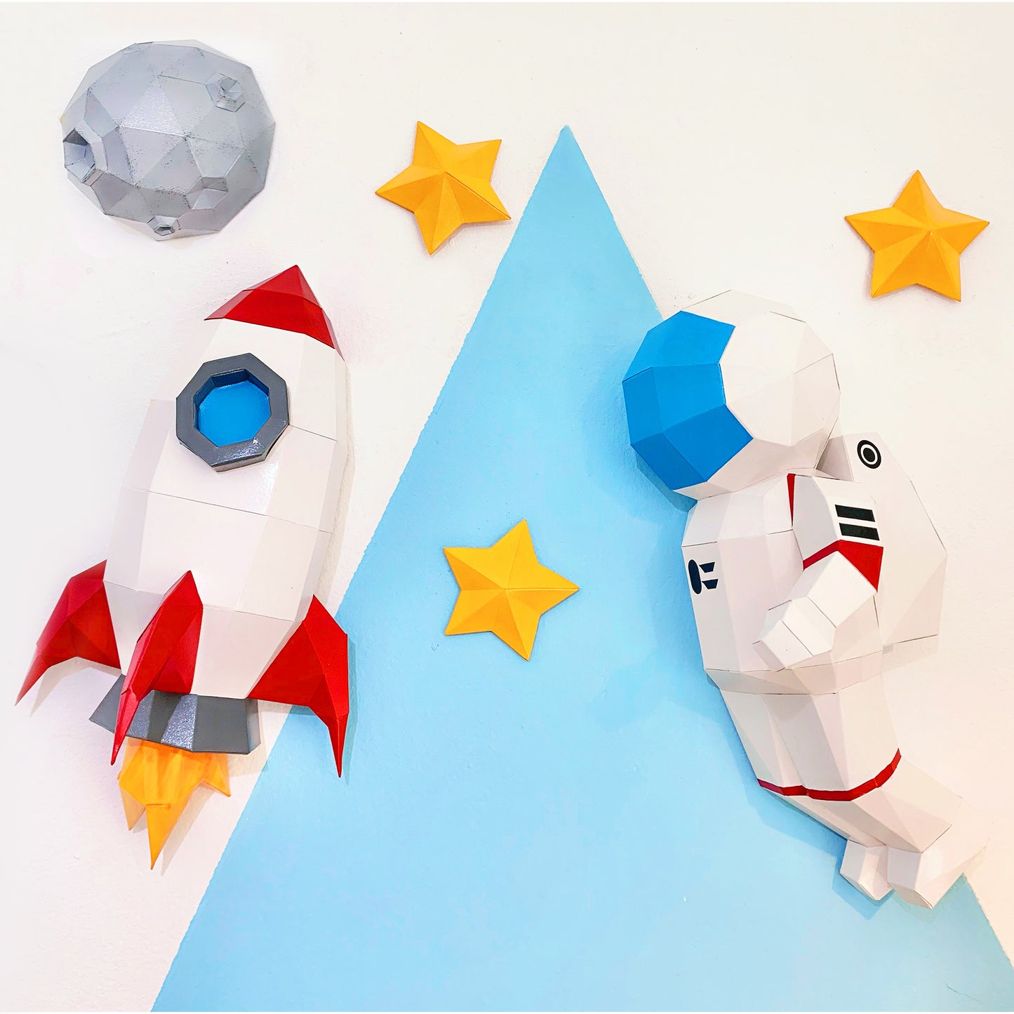 ESCULTURAS DEL ESPACIO, SET EN PAPERCRAFT