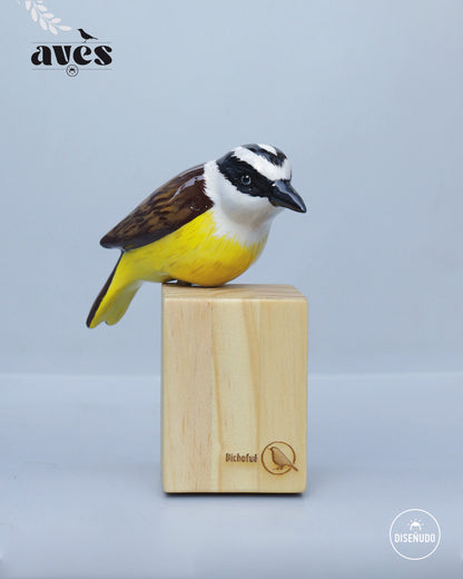 ESCULTURAS DE AVES COLOMBIANAS